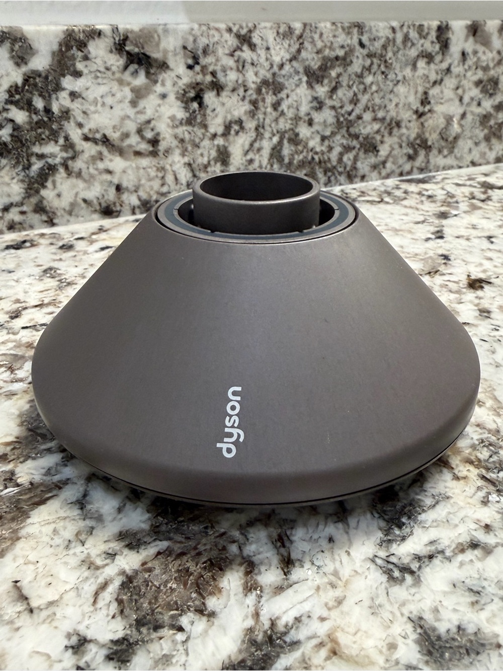 Dyson Supersonic Diffuser - Picture 4 of 7